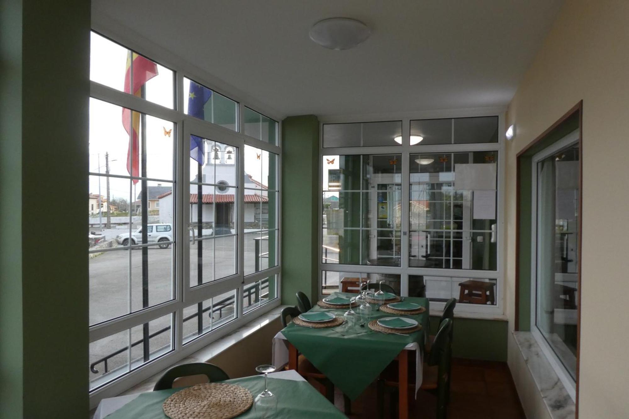 Hotel Restaurante El Fornon Novellana Exteriör bild